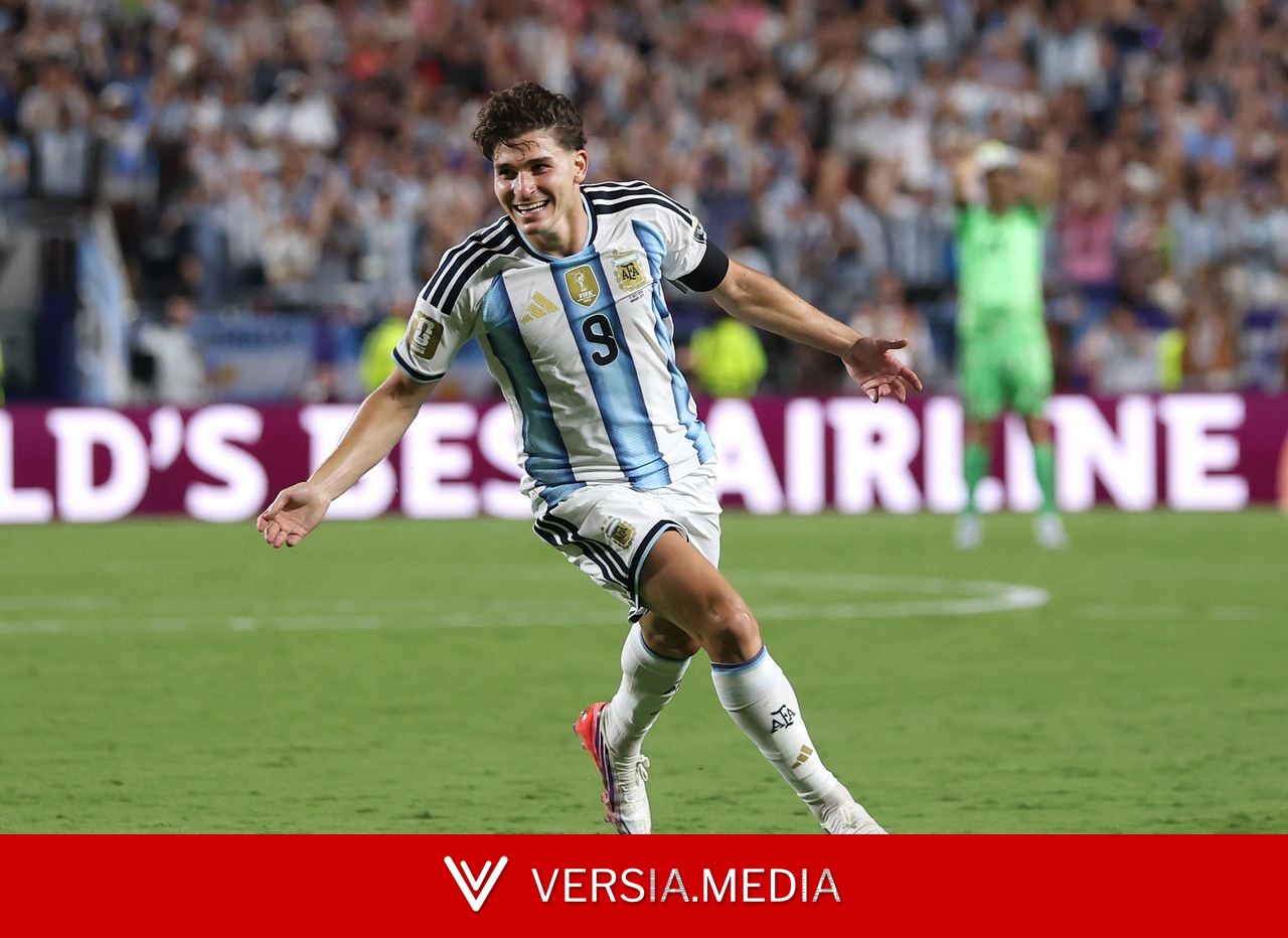 Arsenal pushing to sign World Cup star Julian Alvarez: report