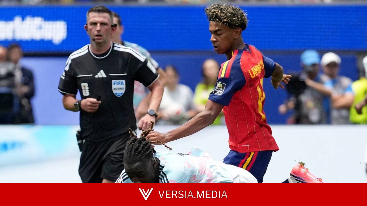 Spain 2-1 Belgium: English Referee Michael Oliver Slammed Over Lamine Yamal Incident