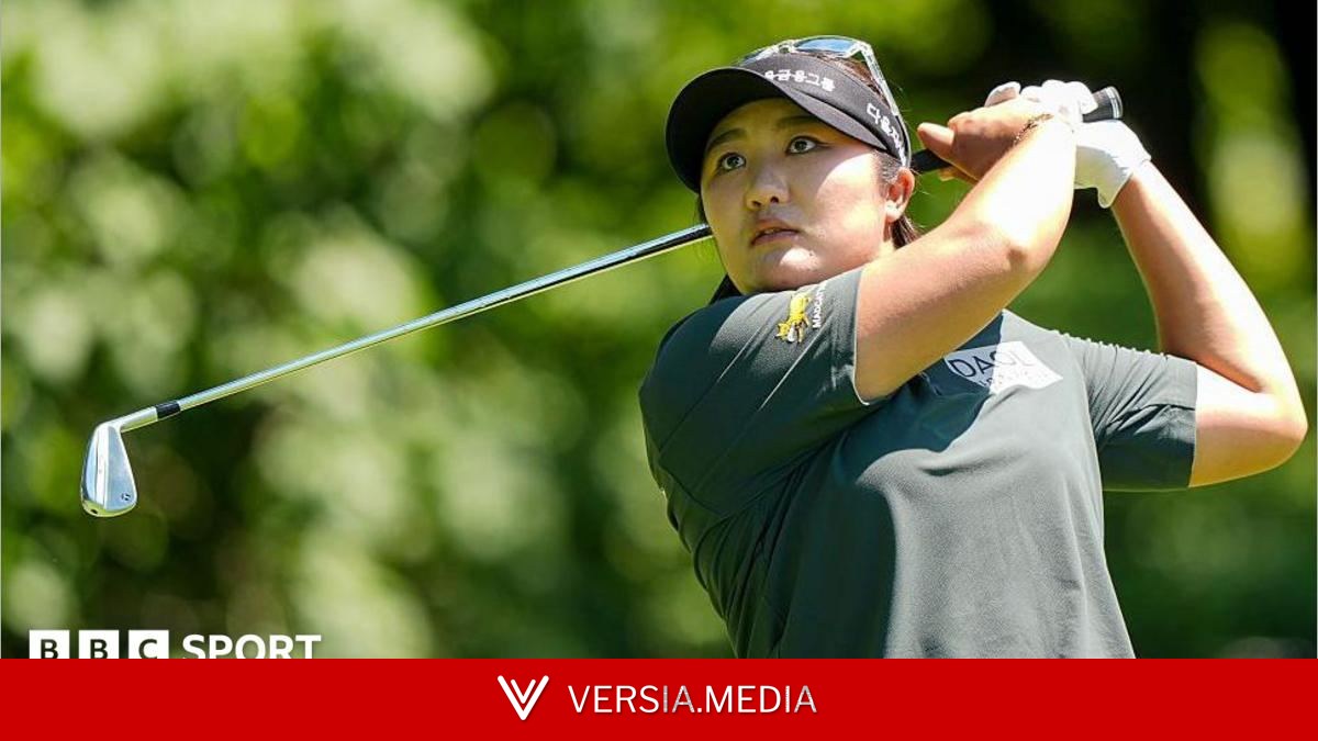 Ryu leads Women's PGA Championship as Yoon blows five-shot lead