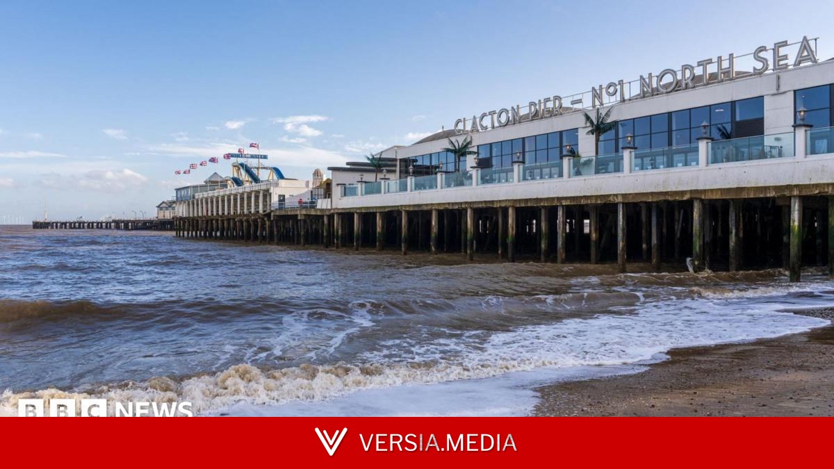 Man in critical condition after sea rescue