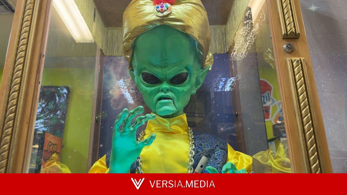 Legendary alien soothsayer Zoltar confirms England will win World Cup from Area 51