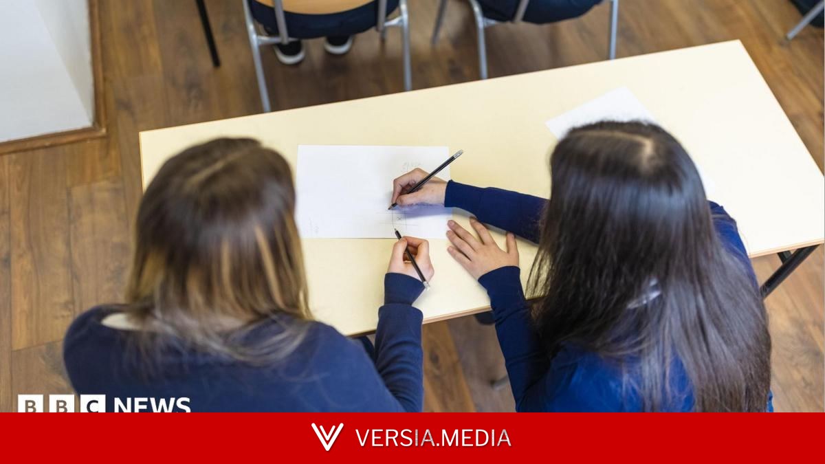 White working-class children failed by education system, says inquiry
