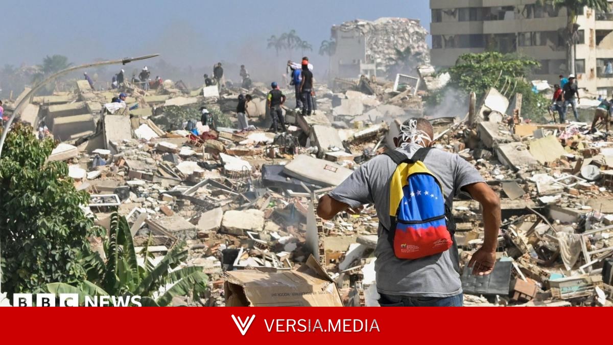 Venezuela earthquakes kill 920 people as families desperate for news