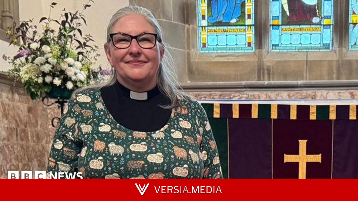Hidden hoard of gold coins saves church set to shut