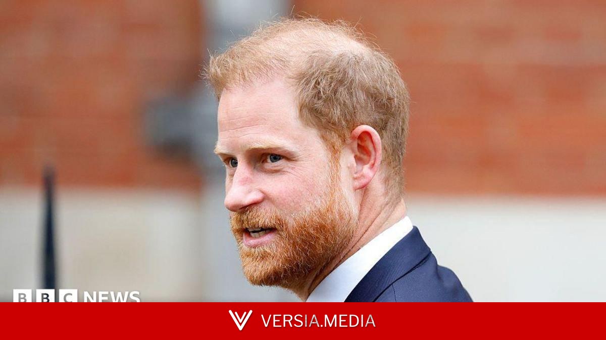 Harry loses High Court privacy case against Daily Mail publisher