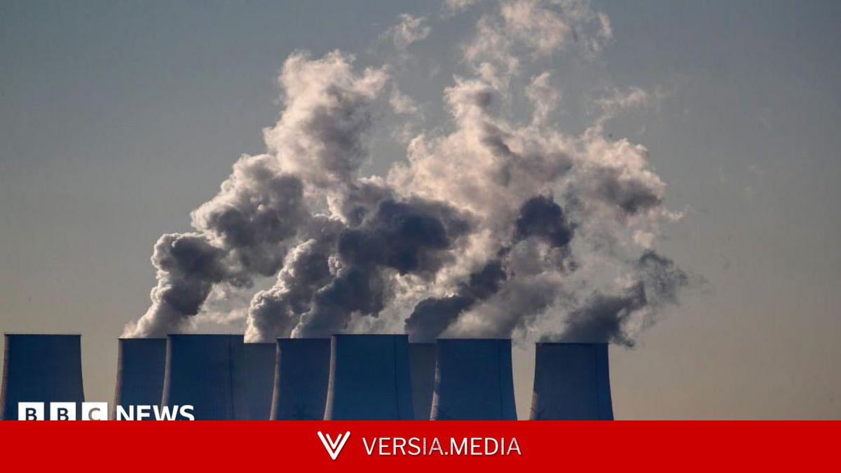 EU proposes slowing down cuts to carbon emissions for businesses