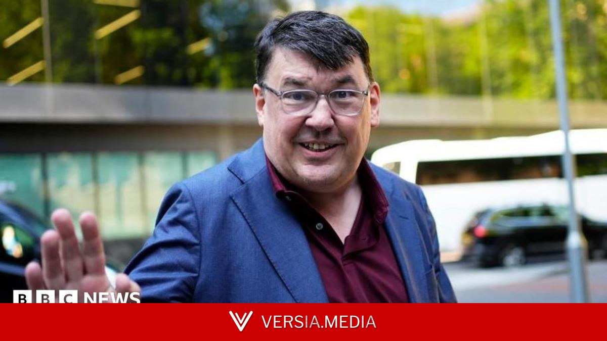 Graham Linehan receives settlement from Met over online post arrest