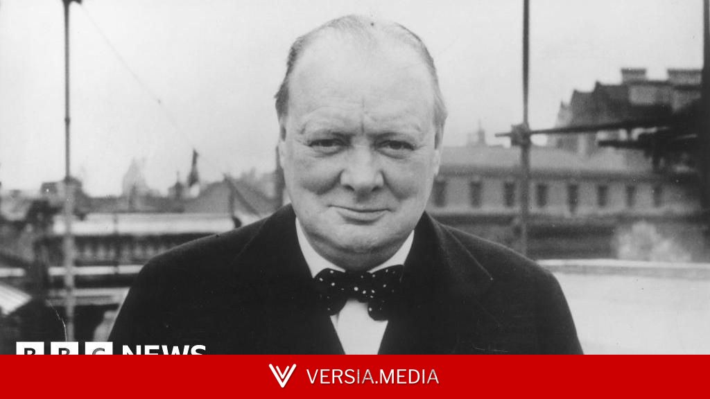 National Portrait Gallery display withdrawn after Churchill row