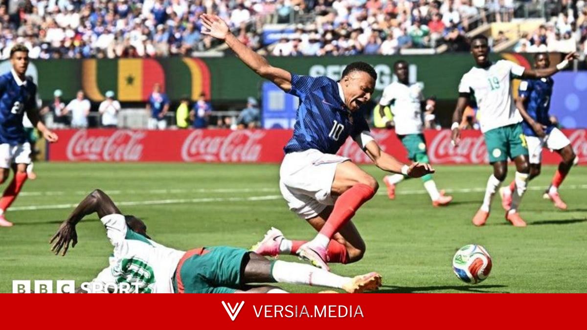 The VAR call that dumbfounded the world's best refs