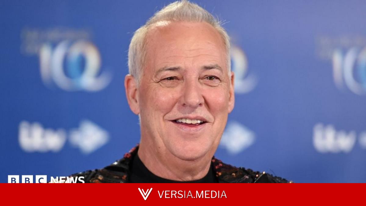 Michael Barrymore TikTok videos prompt concern over filming on smart glasses
