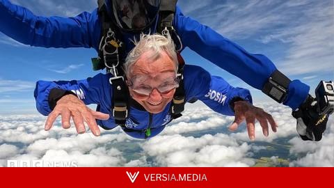 Man, 91, completes skydive for community group