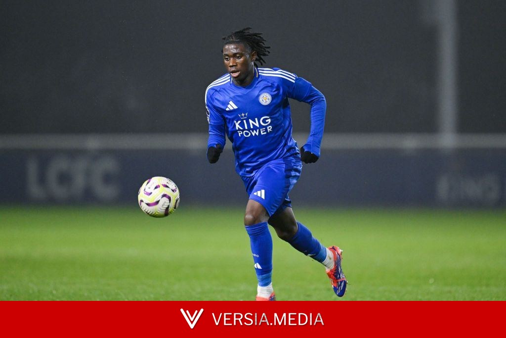Arsenal pip Manchester United and Chelsea to land EFL wonderkid: report