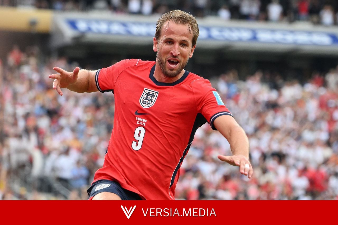 Harry Kane breaks long-standing Gary Lineker record for England, as Three Lions rampage Panama