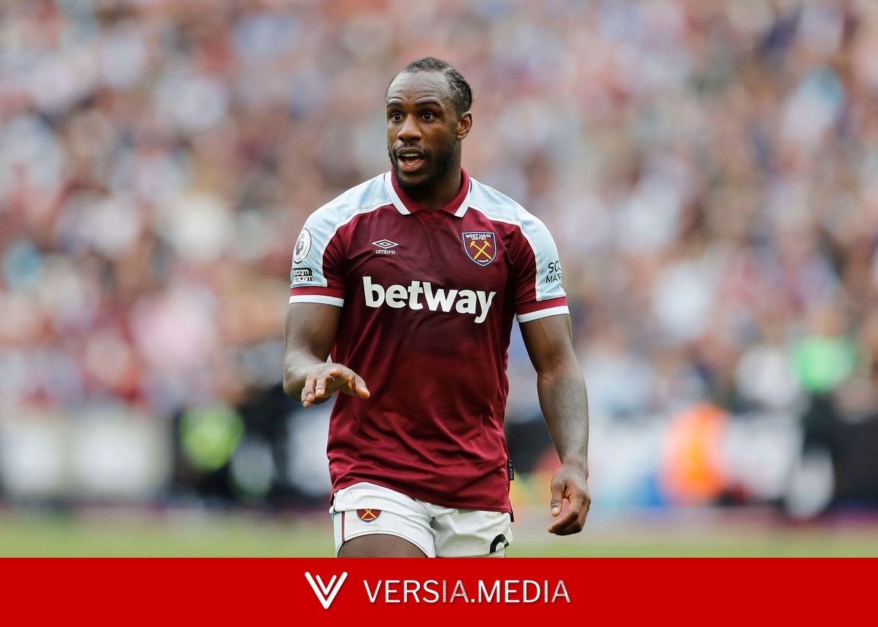 “I sat on the bench for two months, so someone tweeted a picture of me to David Gold saying 'Missing person' and he retweeted. It was hilarious” Michail Antonio on a curious incident from his early West Ham days