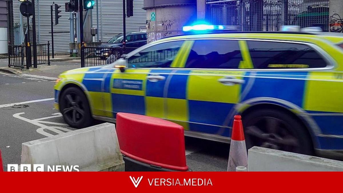 More than 300 arrests in organised immigration crime crackdown