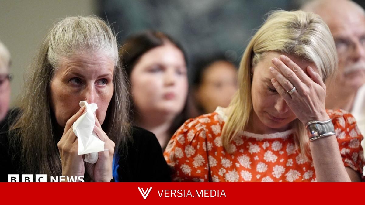 Babies and mothers died after 'systemic and sustained' failings, largest NHS maternity review finds