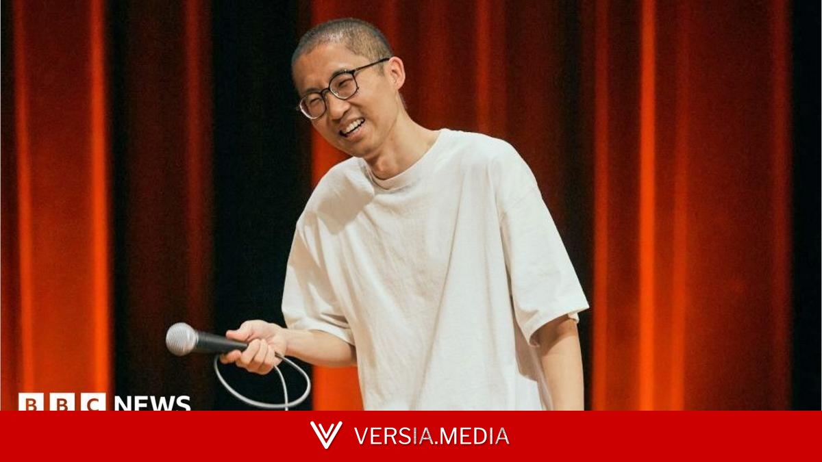 Banned by Beijing, this comedian is taking his act to Chinese speakers abroad