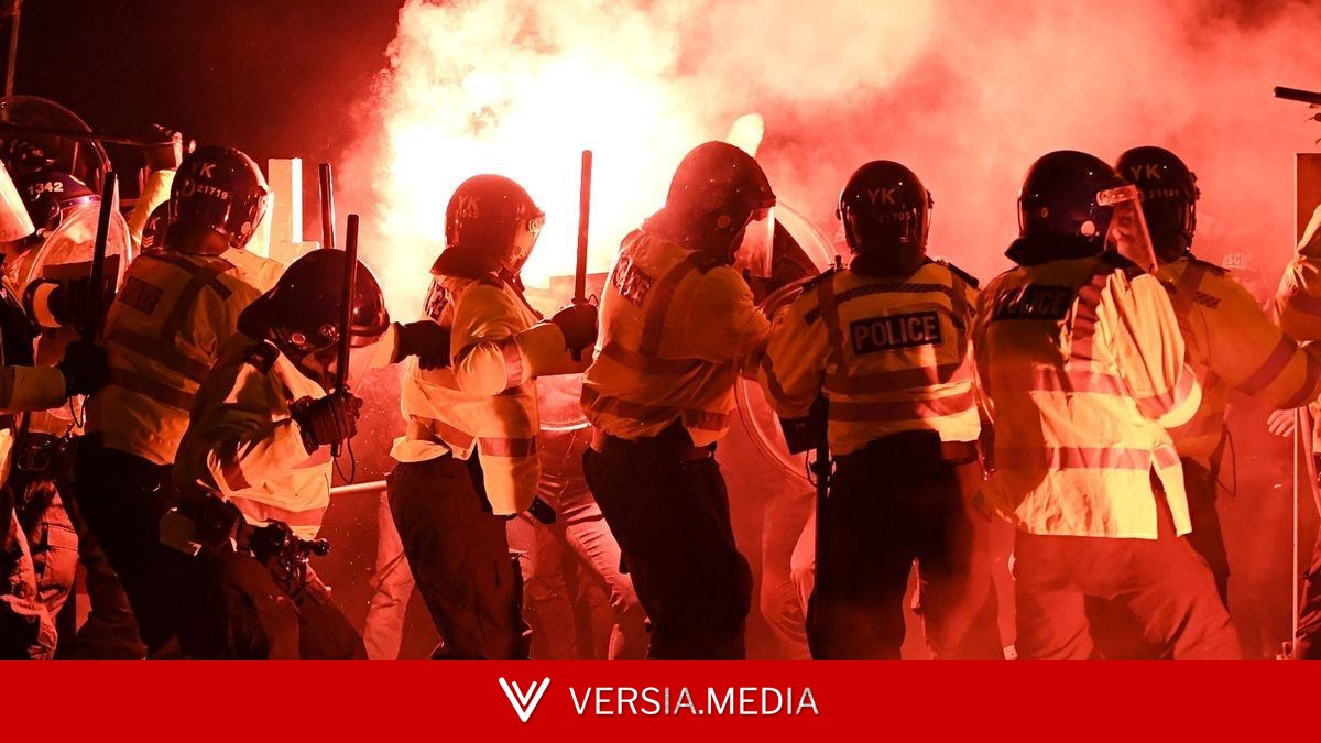 Football hooligans set police officer on fire and harm horse and dogs in 'worst violence'