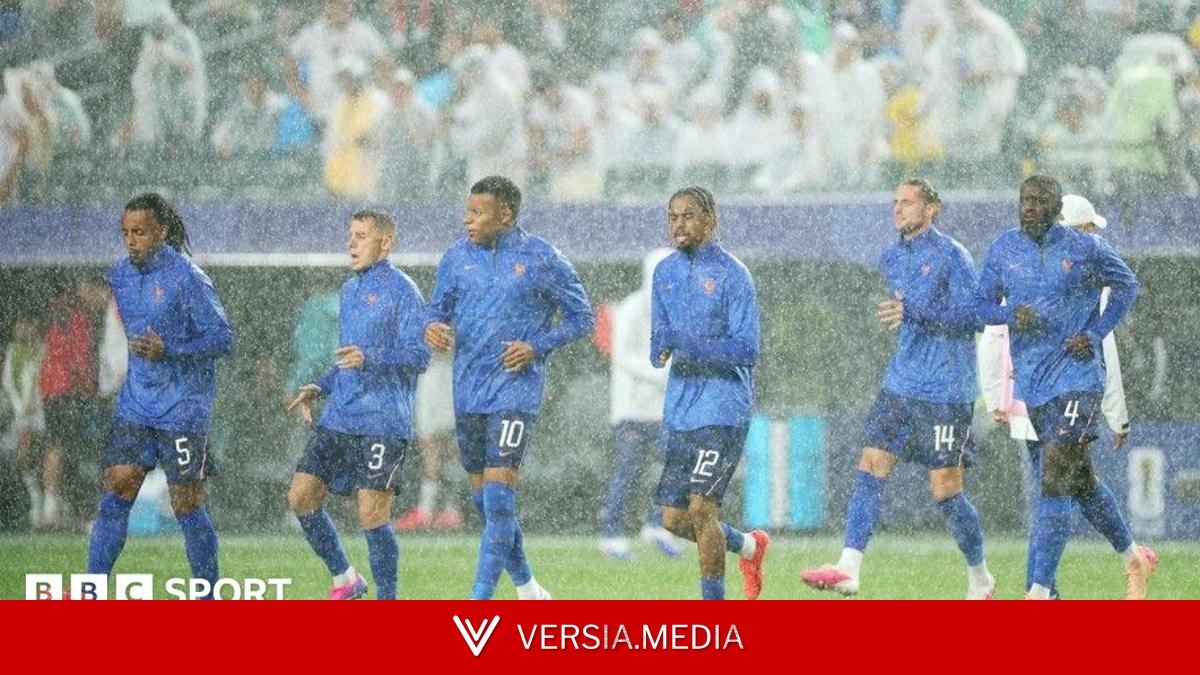 What France & Iraq did during 'mentally draining' two-hour weather delay