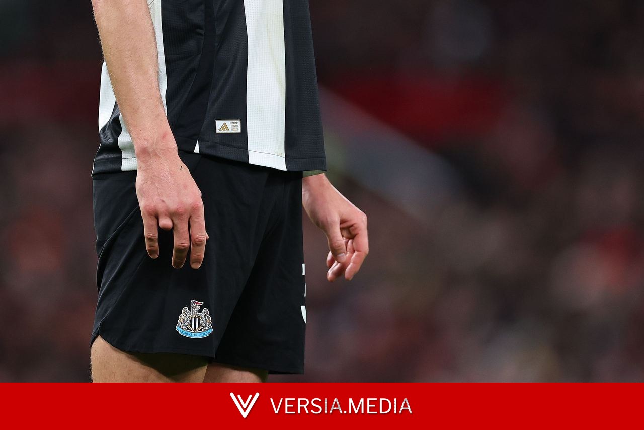 Why does Dan Burn have nine fingers? England and Newcastle defender's bizarre childhood injury revealed
