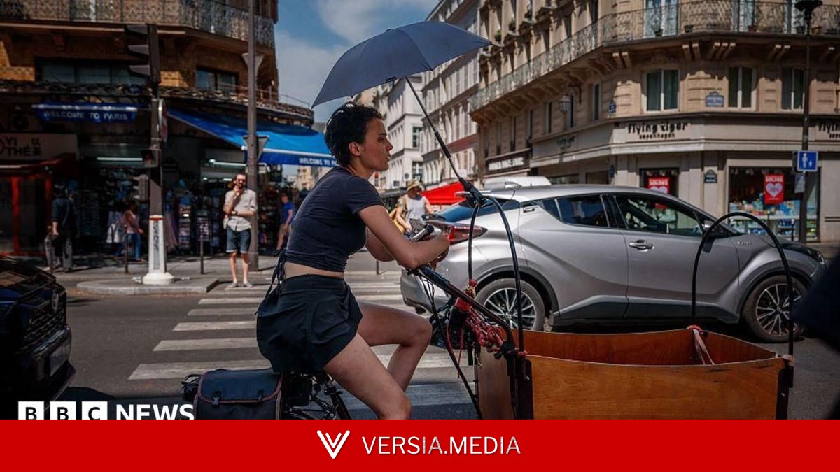 France warns even young people's health at risk as Europe's heatwave shifts east