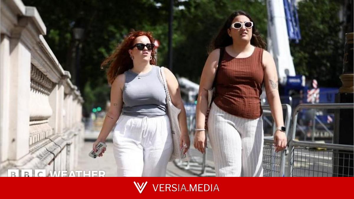 Extreme heat warning extended to four days as 38C forecast in UK