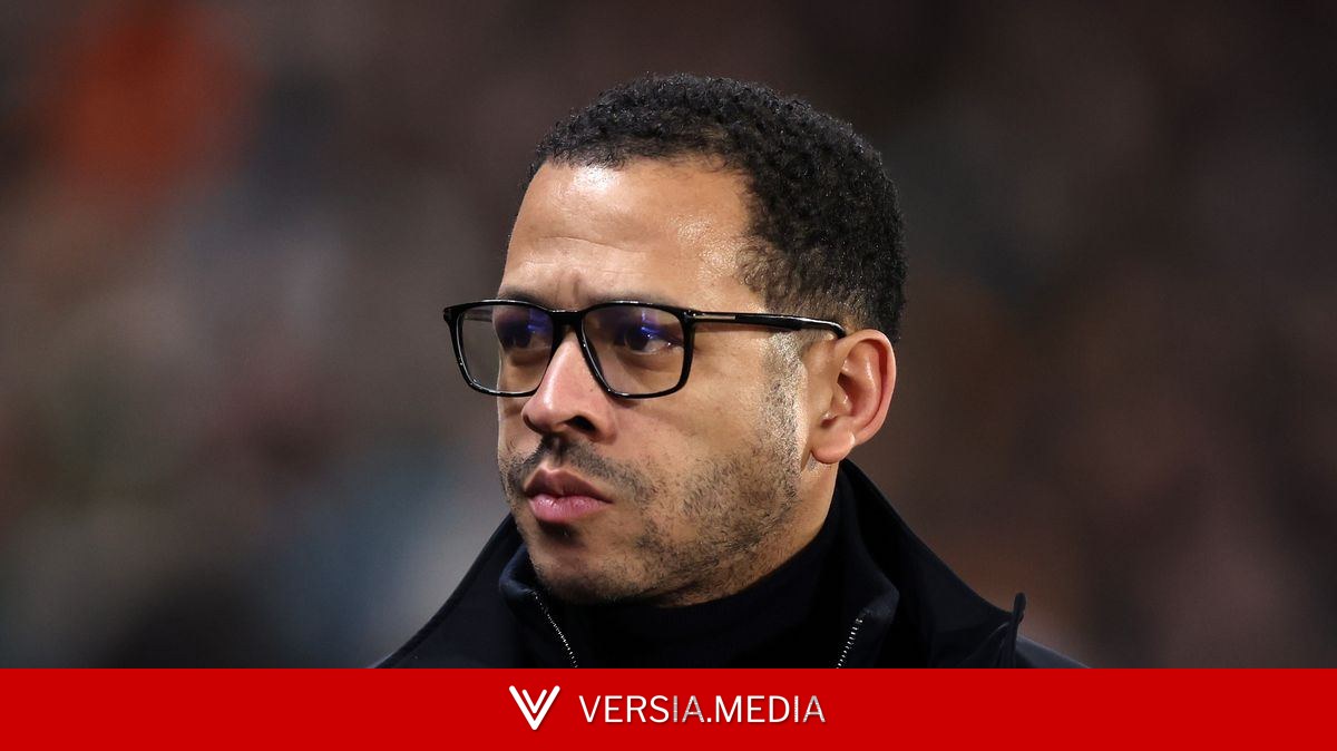 BREAKING Chelsea flop Liam Rosenior lands surprise new manager job as fans say 'respect the ball'