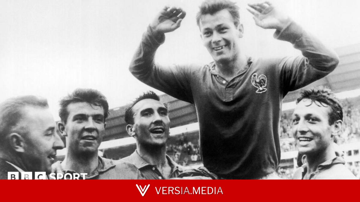 Borrowed shoes, no Golden Boot - the story of the World Cup's greatest scorer