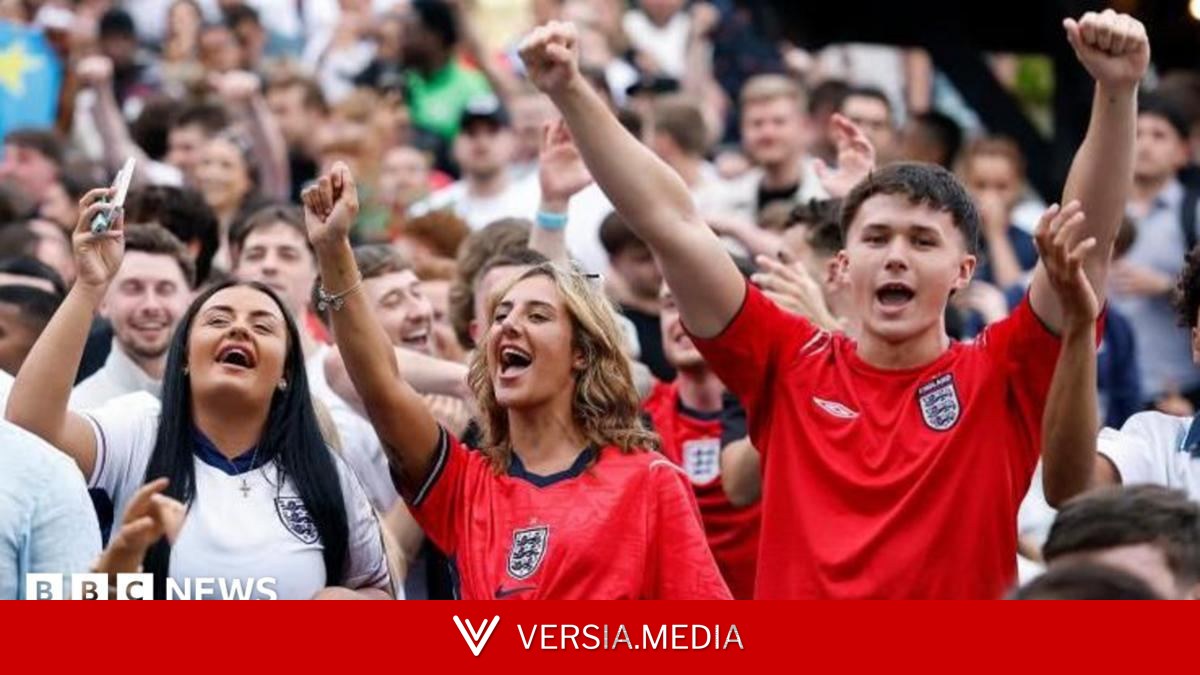 Pubs and police brace for England-Mexico 1am kick-off after Fifa U-turn