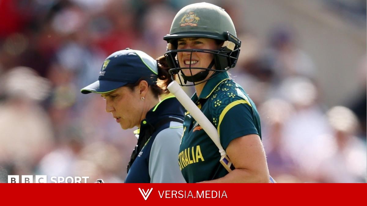 Perry gives Australia injury scare in semi-final win