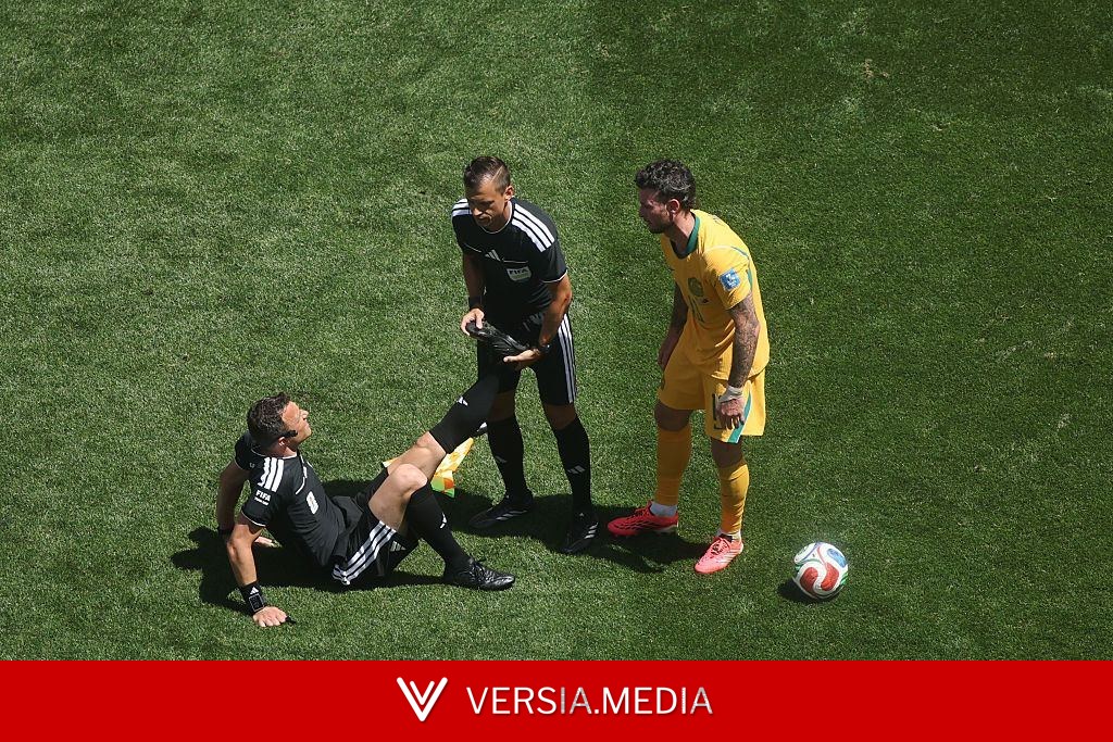 BBC's 3D experience creates hilarious video of referee going down with cramp