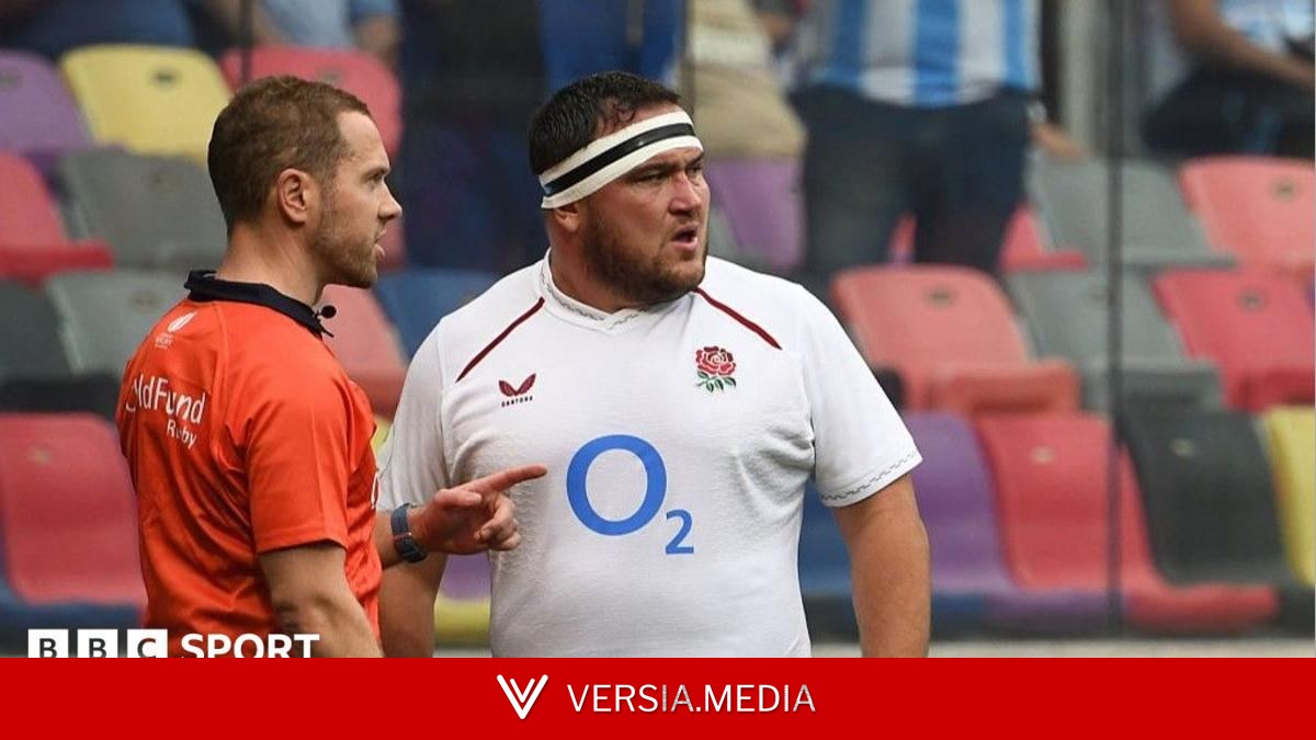 England's discipline 'verging on comical' - Dawson