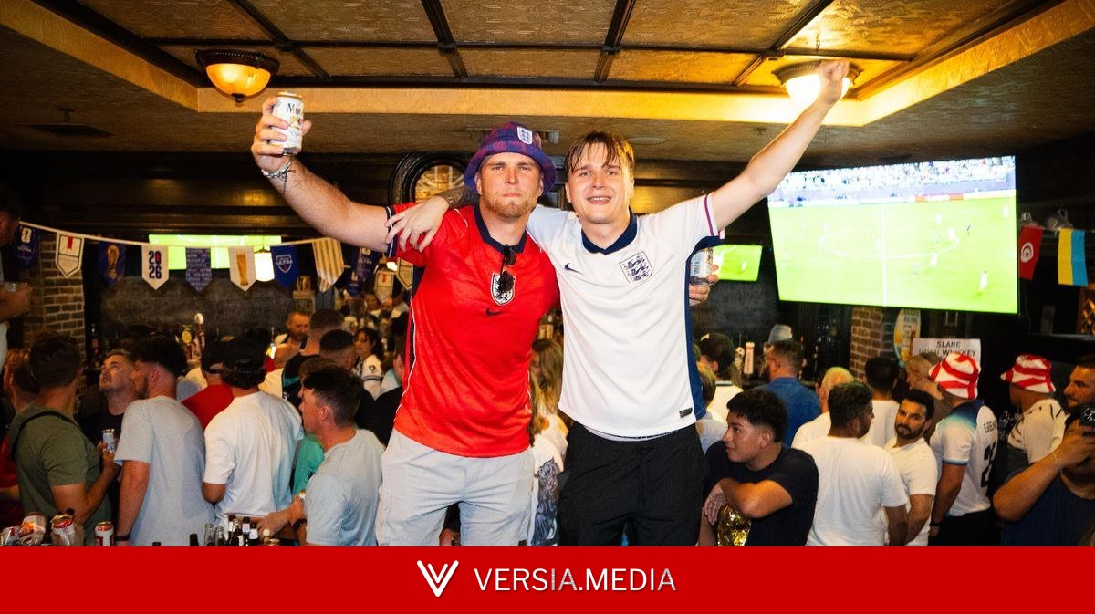 England fans 'drinking USA dry' as World Cup bars say they've 'never seen anything like it'