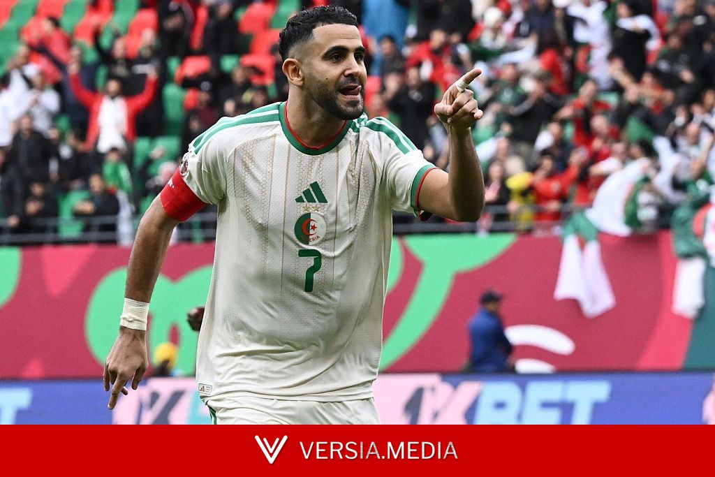 Who are the ITV commentators, pundits and presenters for Jordan vs Algeria?