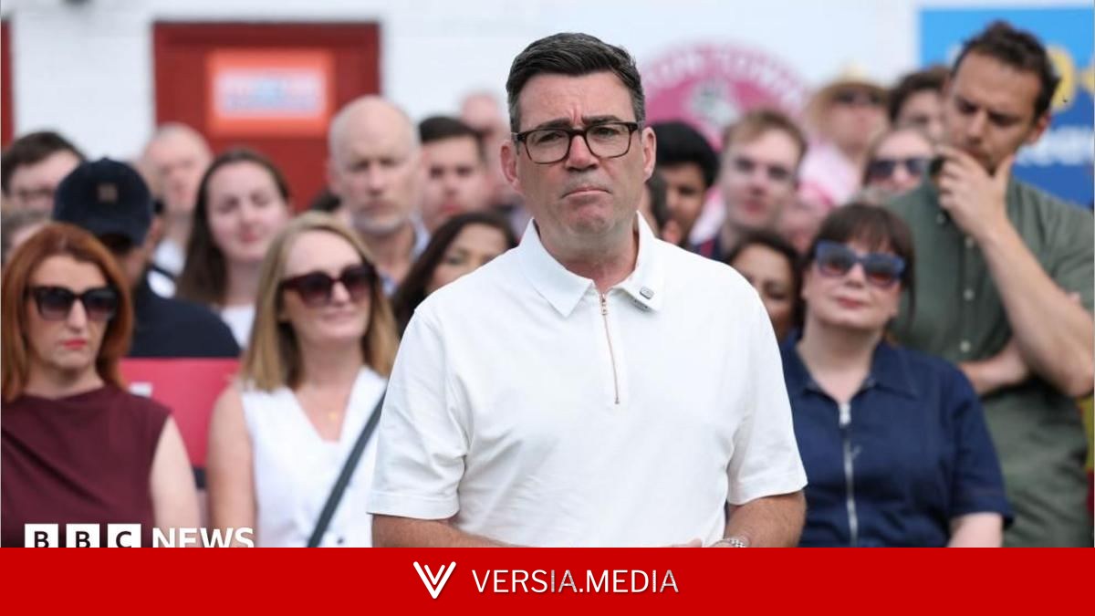 Burnham to give mayors more power in 10-year plan to transform economy