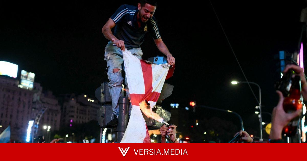 Keir Starmer blamed for World Cup failure as Argentinians burn England flags in night of chaos
