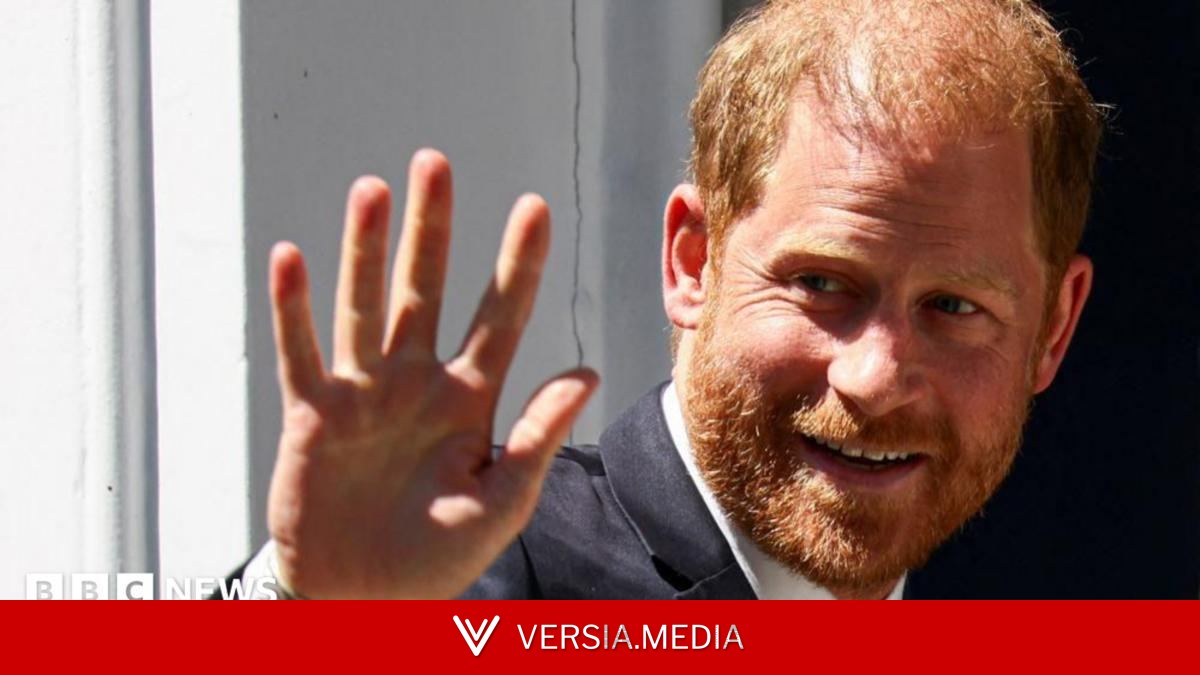 Harry visits King with Meghan and children for first time in four years