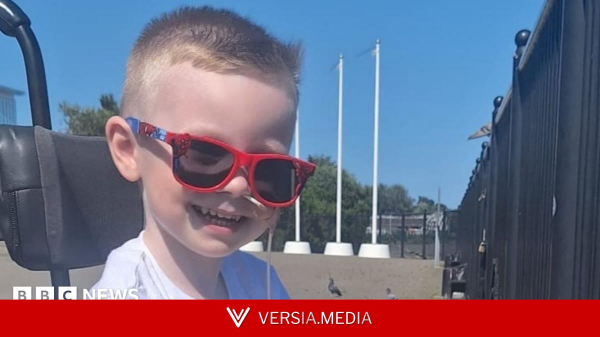 'I love my superhero legs', says boy who 'inspires everyone around him'