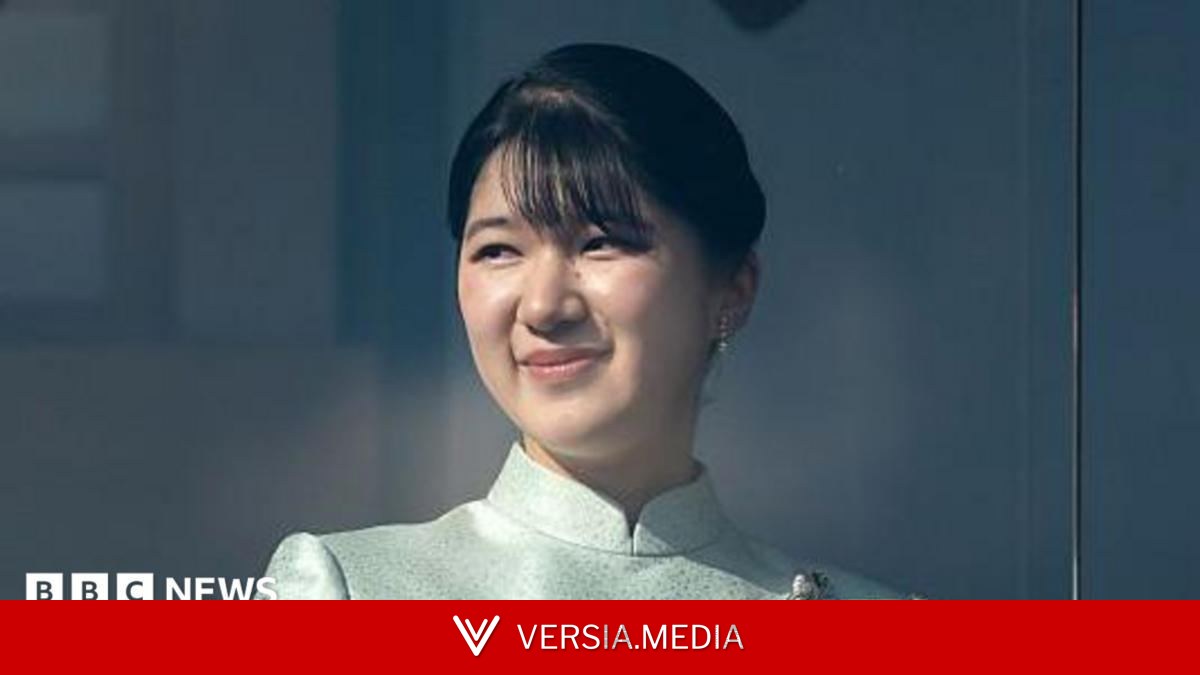 Japan relaxes royal succession rules - but ban on female emperors remains