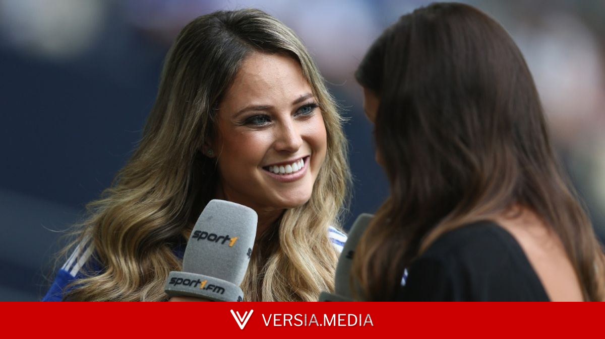 Stunning Mexico World Cup host who 'dated Cristiano Ronaldo' puts England on notice