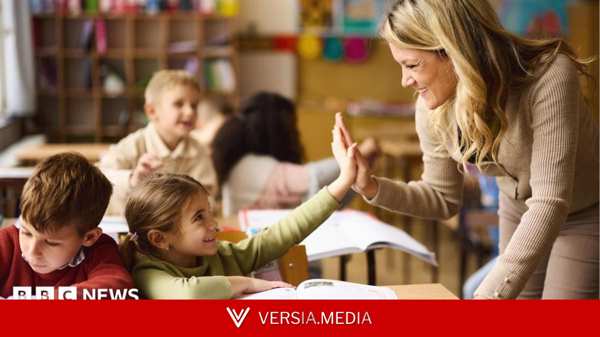 'I don't want to seem tight': How much should you give to the year-end teacher collection?