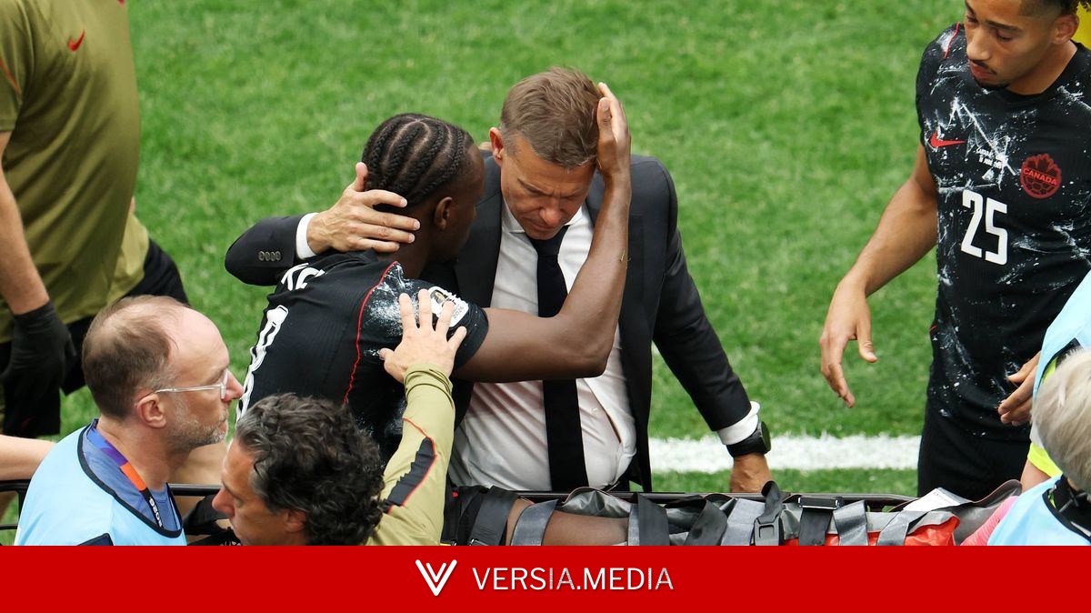 World Cup star stretchered off with devastating injury as players in tears