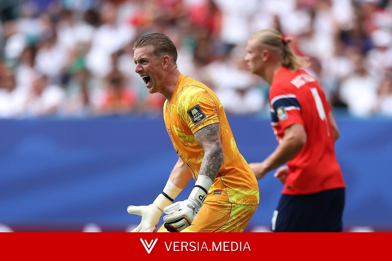 'That can't go in the net from there' Gary Neville slams Jordan Pickford for freak Norway goal vs England