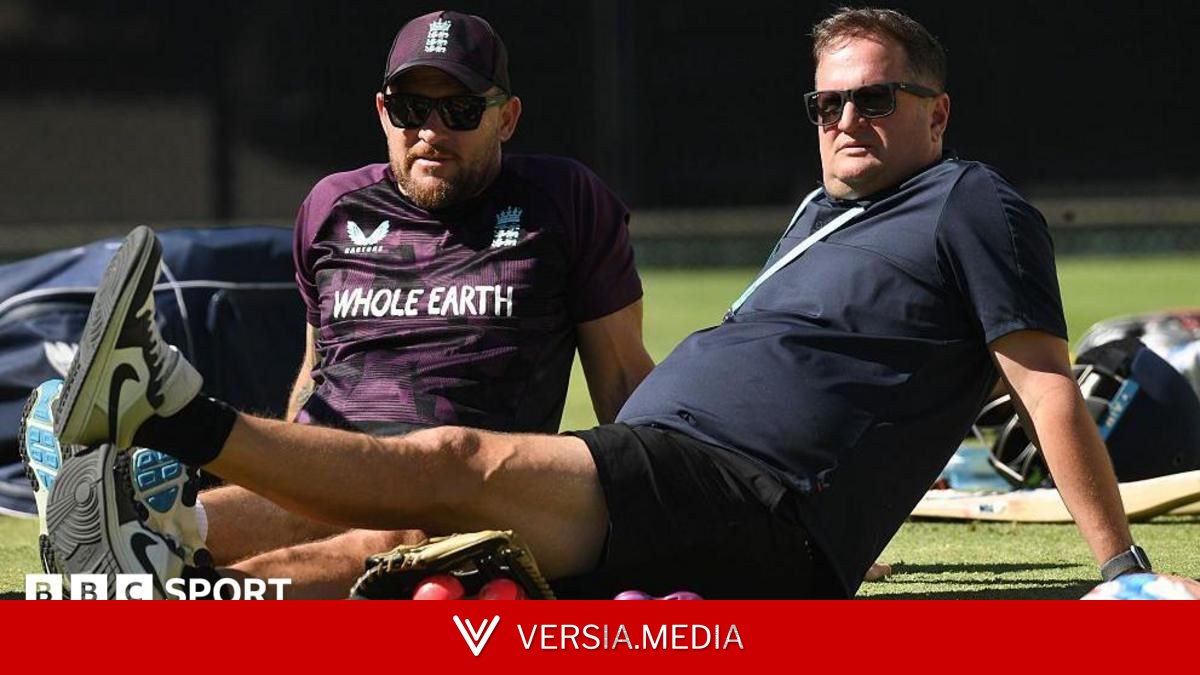 McCullum & Key should go in 'complete clearout' - Vaughan