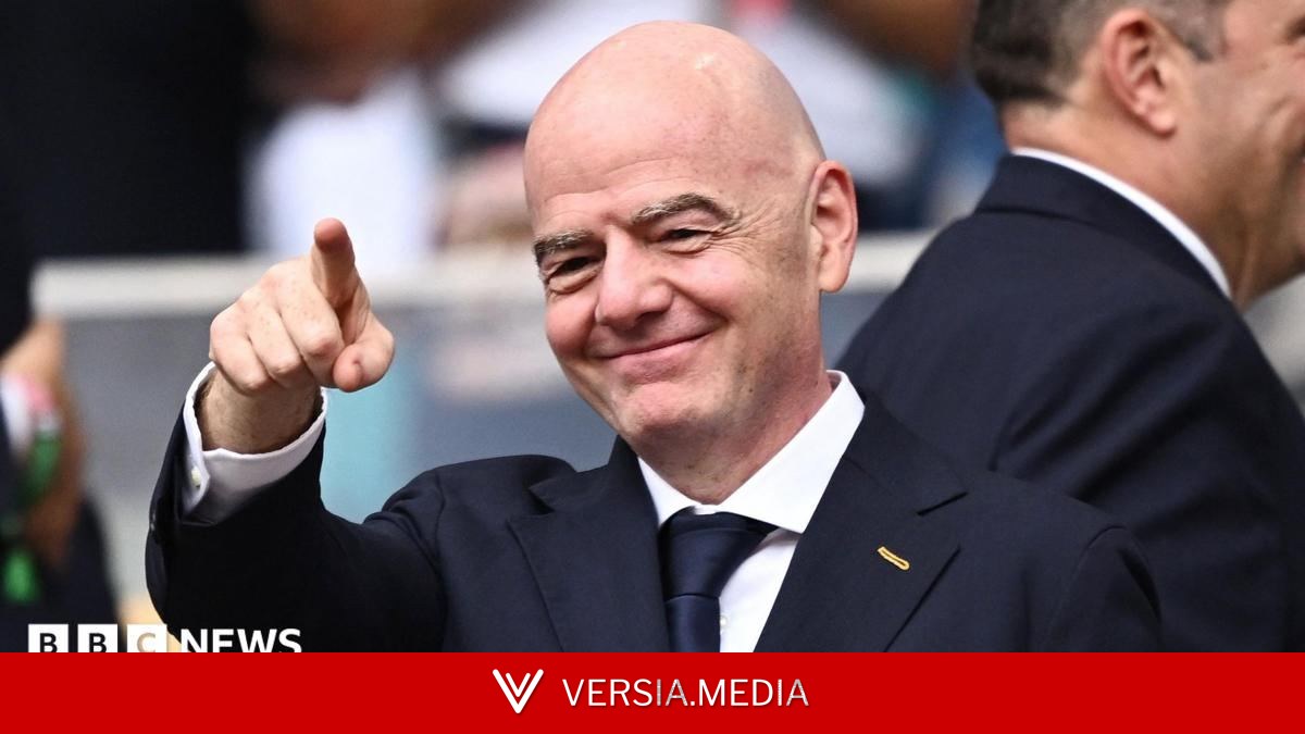 Lib Dems urge FA and Uefa to withdraw from Fifa