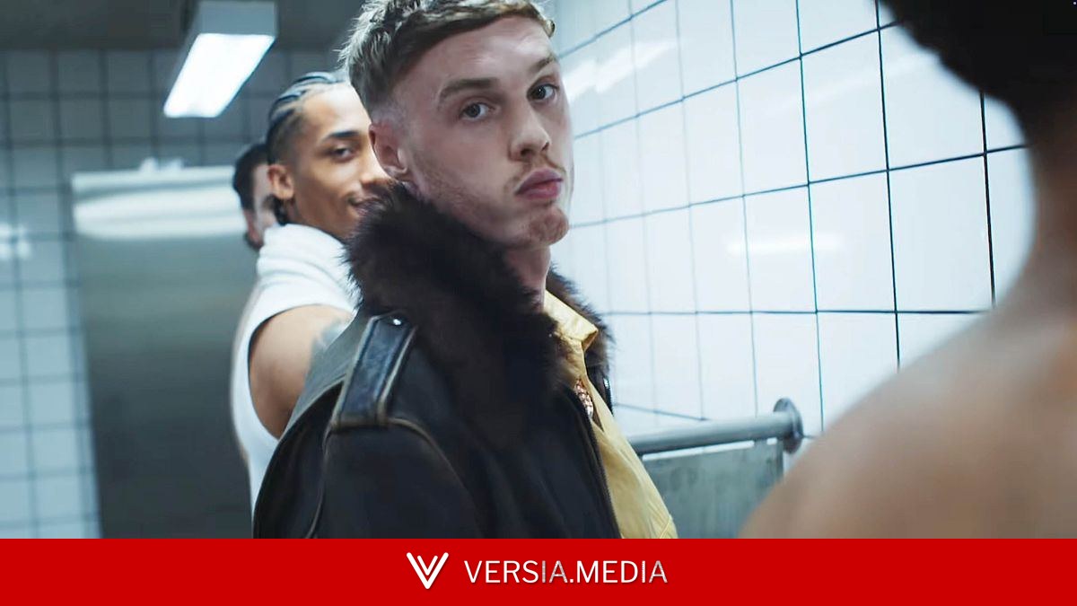 Footie stars who played to the cameras in hit music videos – from Cantona to Peter Crouch — Sport | Versia.media