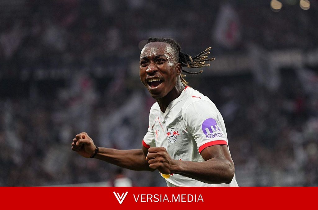 Manchester City could make THREE €100m+ signings this summer