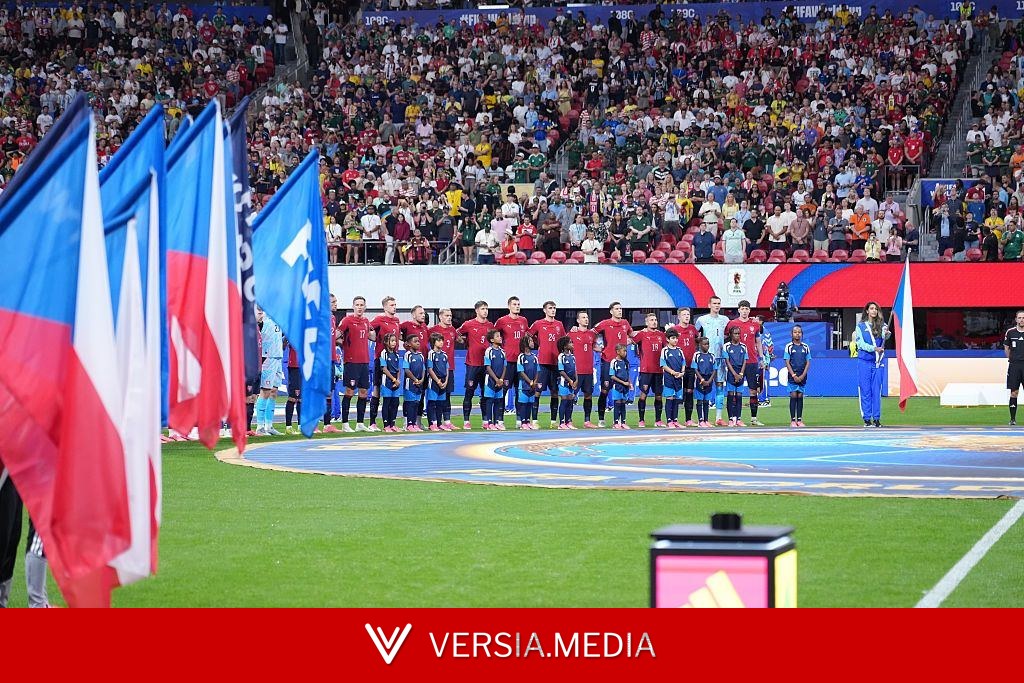 Giant Czech flag swallows World Cup staff member after national anthems