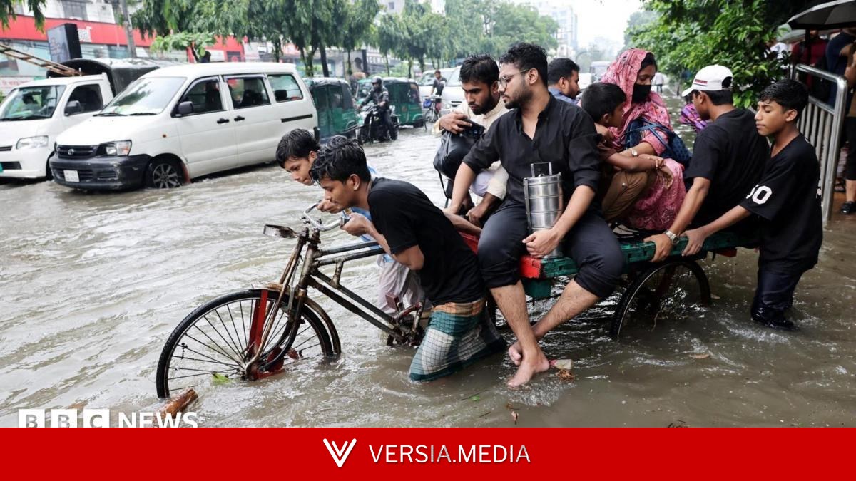 Heavy rains and flash floods in Bangladesh leave 51 dead