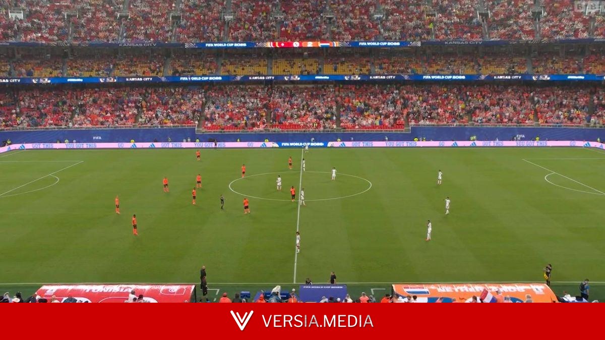 BBC World Cup coverage halted as commentator left baffled – 'It's unacceptable'